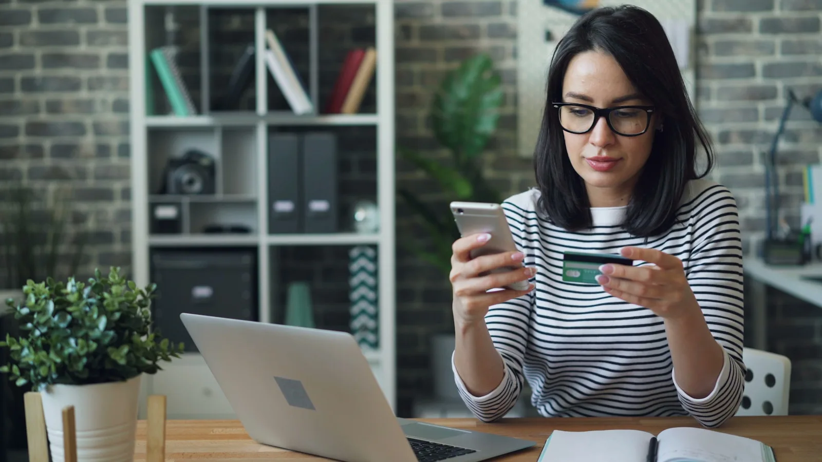 ¿Debe mi empresa aparecer en redes sociales?